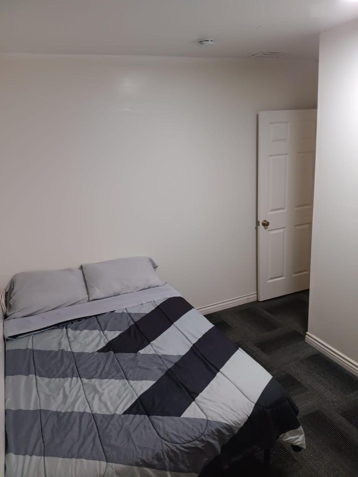 Humble Abode At Hostal *